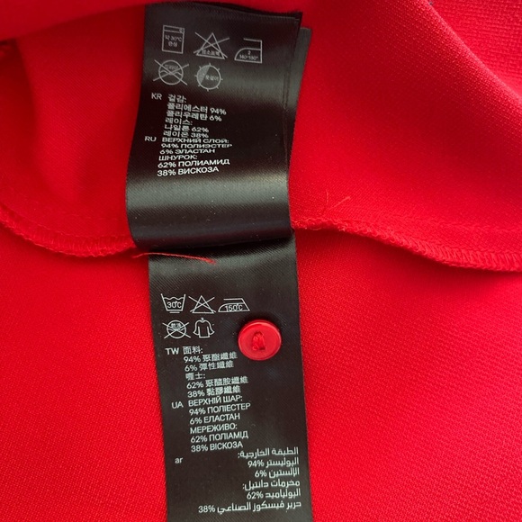 H&M Sleeveless Blouse Top Red Colour with Lace Details Back Zipper Sz 2 - Picture 5 of 6